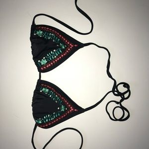 •small target bikini top•